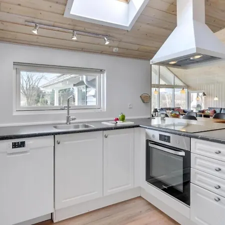 Villavilla 232 - Marielyst, Lollandfalstermon * Bøtø By